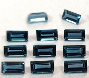 Baguette Topacio Azul Londres Natural Corte 2x4mm Facetado-Corte Baguette Topacio Azul Londres Suelto - Product Image 1