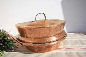 Cazuela de cobre vintage atemporal de calidad premium, perfecta para comidas deliciosas, cocinar y servir con estilo - Product Image 3