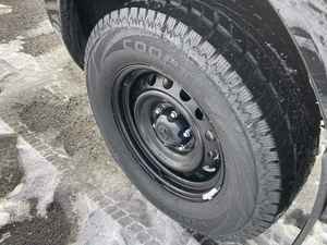 Hi Lux 2024 Doble Cabina Country 4X4 Sedán Usado, Caja de Cambios Automática, Volante a la Izquierda, Asientos de Cuero, Interior Oscuro, Motor 4.5L Euro - Product Image 5