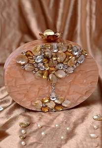 BATCH LIÉ avec Embrayage en résine de qualité standard écologique fait à la main Unique Designer Purse Luxury Best Price Decorative Design - Product Image 5