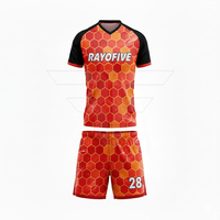 Seragam Jersey Olahraga Tim Sepak Bola Pria Tanpa Lengan V-neck Berkualitas Tinggi dengan Logo Cetak Kustom Set Kaos Kaki 100% Poliester