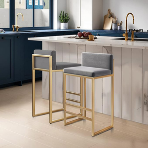 Produit fait à la main Restaurant Caffe Tabouret pour s'asseoir Tabouret de bar de taille personnalisée fini or Tabouret en métal à prix de gros Déco - Product Image 2