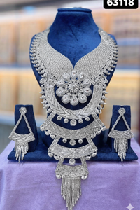 Luxury Royal <b>Gold</b> Finish Bridal <b>Necklace</b> <b>Set</b> with Layered Tassel Pendant & Matching <b>Earrings</b> 63117 - Product Image 2