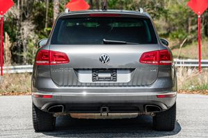 2015 T0UA-REG TDI Executive Low Mileage Sound Engine Transmission <b>Panoramic</b> SUNroof LED lights Ready to Ship - Product Image 4