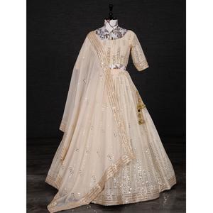 Diseño único Exclusivo Blanco Georgette Lehenga Choli Fiestas Bodas Festivales Top Disponible a Precios al por mayor de La India - Product Image 3