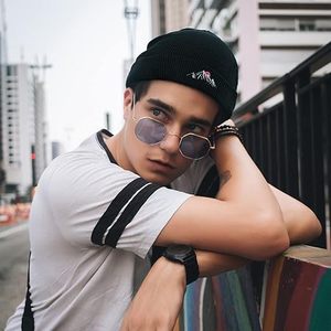 Gorras de invierno Unisex de alta calidad 100% acrílico de secado rápido transpirable logotipo personalizado diseño liso hecho Pakistán al por mayor barato - Product Image 5