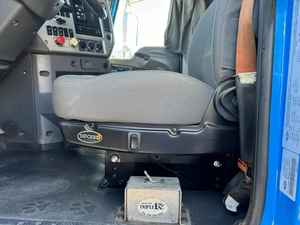 CAMIÓN MACK 600 CLASE 1 (PESO BRUTO VENDEZAGENRAL 0-6000) USADO EN BUEN ESTADO, 500HP, 294,780KM, 8 CILINDROS, TRANSMISIÓN AUTOMÁTICA - Product Image 2