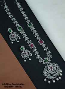 CONJUNTO DE COLLAR DE ESTILO CLÁSICO DE BRIDA DE DIAMANTE AMERICANO Y PENDIENTES DE ALTA CALIDAD CONJUNTO DE JOYERÍA CHAPADA EN PLATA PARA MUJERES Y NIÑAS - Product Image 2