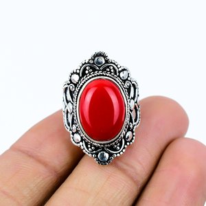 Anillos Boho de Coral Rojo Italiano, Gema Natural de Forma Ovalada con Engaste de Bisel para Regalo - Product Image 1