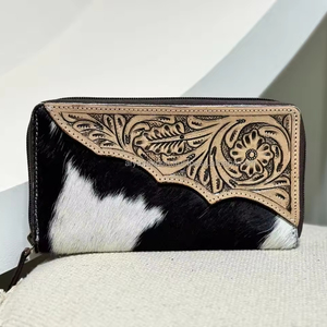 Fait à la main cadeau but haut de gamme qualité usiné sculpture peau de vache portefeuilles en cuir véritable pour les femmes à la main fabriqués à la main tendance - Product Image 3