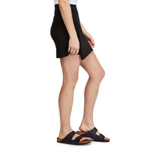 Jupe courte en similicuir Mod Faux Wrap pour femme de Free People, noire, taille moyenne, avec taille élastique - Product Image 2
