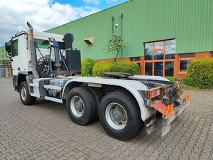2014 <span class=keywords><strong>Mercedes</strong></span>-<span class=keywords><strong>Benz</strong></span> <span class=keywords><strong>Actros</strong></span> 3344 6x6 Fahrgestell LKW Diesel Sattel auflieger Links lenkung Luftfederung Fahrersitz Euro 5 - Product Image 2