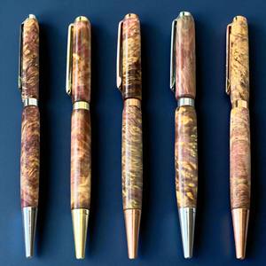 Vietnamien artisanal personnalisé améthyste Collection stylo à bille vert-rouge-bleu corps en résine 0.7mm retraite Graduation cadeau - Product Image 1