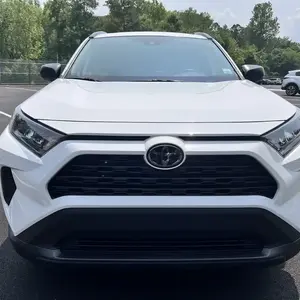 完美使用的2021丰田RAV4 LE FWD SUV