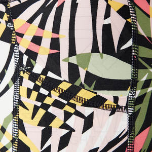 กางเกงเลกกิ้งสตรีผ้าไร้รอยต่อสไตล์ใหม่สีพื้นสำหรับฤดูร้อน100% - Product Image 4