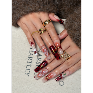 Rouge Sonata Press-On Nail Art, décoration d'ongles de qualité supérieure avec adhésif durable pour des manucures élégantes - Product Image 4