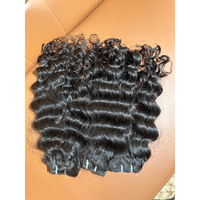 Cheveux indiens bruts directement de l'Inde Extensions naturelles de cheveux bouclés Pas cher Temple Remy Vierge Cheveux humains bouclés Faisceaux non traités
