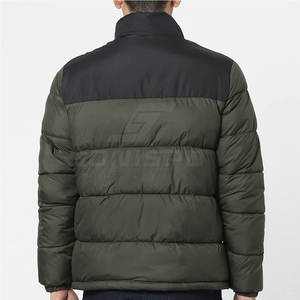 2024 veste de bombardier d'hiver de style High Street pour hommes faite en usine rembourrage chaud rempli de coton à bulles avec col montant - Product Image 4