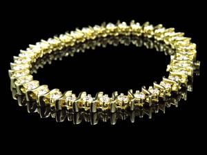 Bracelet tennis exclusif en or 10 ct avec de brillants diamants cultivés en laboratoire conçu pour les femmes sophistiquées - Product Image 5