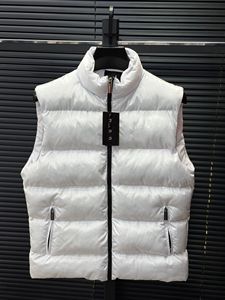 Gilet matelassé décontracté grande taille pour hommes, confortable et élégant, avec rembourrage en nylon et col à capuche pour la saison hivernale - Product Image 6