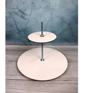 Support à gâteau en fer de luxe avec finition élégante, résistant à la chaleur et écologique, pour la présentation de desserts de mariage et la décoration de table - Product Image 3