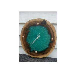 Horloge murale en bois et résine design ronde pour salon maison restaurant bureau bar horloge murale en bois à vendre et à la main - Product Image 1