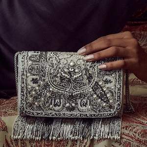 Bolsos de Mano de Noche con Bordado Personalizado, Estilo Bohemio Único, con Perlas, Diseño Elegante, Forro, Venta al por Mayor - Product Image 1