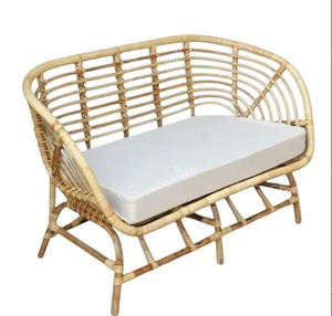 Precio de fábrica Hecho a mano Respetuoso del medio ambiente Bambú de lujo al aire libre Sofá de 2 plazas Sala de estar Sofá de bambú natural a bajo costo - Product Image 2