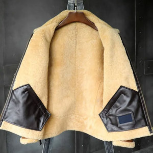 Veste en peau de mouton pour hommes de qualité supérieure avec doublure épaisse idéale pour les vêtements d'extérieur d'hiver à la mode et les activités de plein air veste d'hiver - Product Image 6