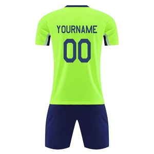 ชุดฟุตบอลแบบยูนิเซ็กซ์ ดีไซน์ใหม่ เสื้อฟุตบอลขายส่ง รับสกรีนโลโก้ทีมด้วยความร้อน ชุดยูนิฟอร์มปรับแต่งได้ 100% - Product Image 3