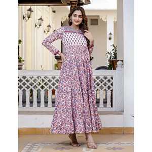 Vestido Anarkali de Algodón con Estampado Floral Blanco y Azul, Hecho a Mano, Cintura Imperio, Silueta en A - Product Image 4