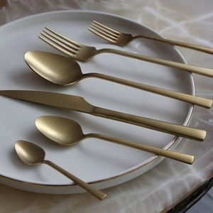 Elegante juego de cubiertos de acero inoxidable que ofrece una solución de comedor elegante para restaurantes y cocinas caseras con calidad duradera - Product Image 4