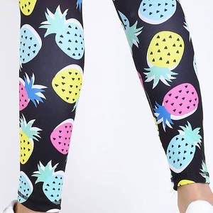 Leggings de Cintura Media para Mujer, Personalizadas OEM, Ajustadas, de Secado Rápido, Transpirables, Ecológicas y sin Costuras - Product Image 5