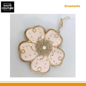 Proveedor en stock a granel, ampliamente vendido, diseño elegante, forma de flor, cuentas colgantes, adornos decorativos para el hogar a un precio impresionante - Product Image 3