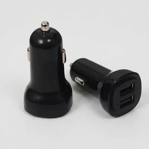 Chargeur de voiture double USB 24W 2 ports USB 5V 2.4A Impression de logo en sérigraphie gratuite 12V 24V Mini double USB pour <span class=keywords><strong>camion</strong></span>, bus, fourgonnette, flotte - Product Image 1