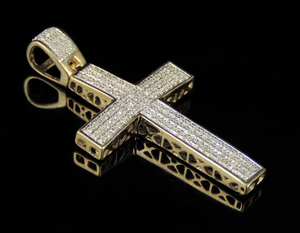 Eleva tu estilo espiritual S925 Plata Moissanite VVS Claridad Corte redondo Diamante Cruz Colgante para hombres Mujeres - Product Image 1