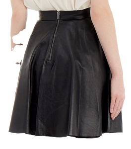 Jupe en faux cuir plissée pour femme, vente en gros - Product Image 6