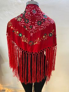 Bufanda triangular de tela crepé de lujo hecha a medida-Diseño bordado con bordes de flecos de seda adecuado para clientes boutique, revendedor - Product Image 5