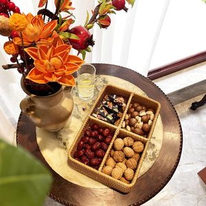 Cesta de ratán rectangular versátil: bandeja de 4 compartimentos con paredes profundas Cesta dividida Cesta de servicio de mimbre plana - Product Image 4