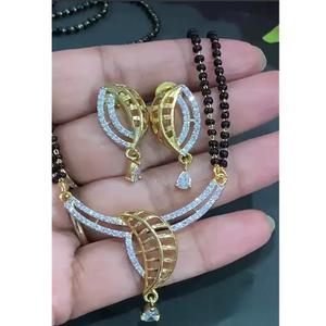 หินโฆษณาชุบทองมีสไตล์ที่ดีที่สุดมีระดับดูมันพระสูตรด้วยรูปลักษณ์ที่สมบูรณ์แบบสำหรับคอลเลกชันสวมใส่ในงานแต่งงานทุกวันสำหรับผู้หญิง - Product Image 1