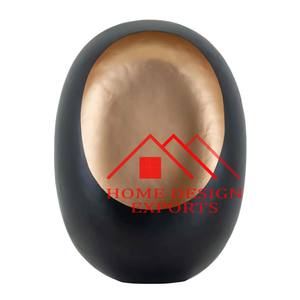 Portavelas Navideño Rústico de Hierro Galvanizado con Votivo de Vidrio para Decoración Navideña - Product Image 3