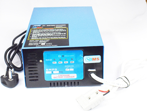 เครื่องชาร์จแบตเตอรี่ EV สำหรับรถยนต์แบตเตอรี่ลิเธียม48โวลต์16แอมป์ - Product Image 3