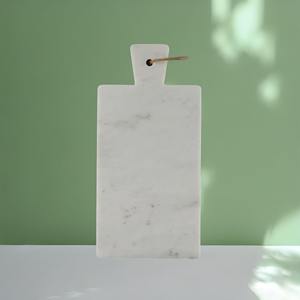 Plateaux à nourriture en marbre rectangulaire naturel faits à la main en gros, planche à découper et planche à hacher pour ustensiles de cuisine par Faizacraft - Product Image 1