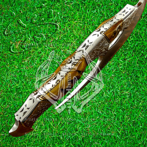 Custom Full Tang D2 Steel Hunting <b>Camping</b> Bearded <b>Axe</b>, Ram Horn Handle Tomahawk Real Hatchet with Leather Sheath, Ideal Gift - Product Image 4