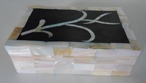 Luxury Hot Selling Mother & Pearls Over Wood Box Manufacturers Indian Handmade Trendy Chocolate Box Customized <b>Jewellery</b> Box - Product Image 2