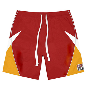 Shorts en maille polyester premium 160 GSM, noirs, respirants, avec empiècements latéraux et logo réfléchissant personnalisé par transfert thermique. - Product Image 6