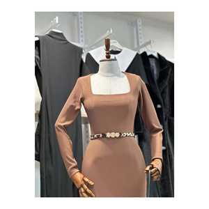 เดรสผ้าออตโตมันแขนยาว คอเหลี่ยม ทรงเข้ารูปช่วงเอว ระบายอากาศได้ดี - Product Image 1