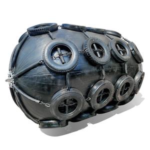 Ailes en caoutchouc pneumatiques résistantes de Yokohama d'amortisseur de Florescence 50kpa 80kpa avec le <span class=keywords><strong>filet</strong></span> de chaîne de pneu - Product Image 1