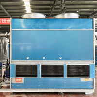 Tour de refroidissement industrielle haute stabilité pour lignes de dalles de quartz avec refroidissement des moules, prise rapide et densité stable