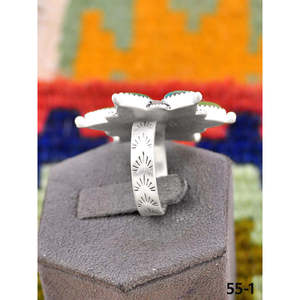 Bague ajustable artisanale en turquoise émeraude de la Vallée du Sud-Ouest et argent sterling, avec technologie d'incrustation à sertissage clos, idéale pour un cadeau - Product Image 3